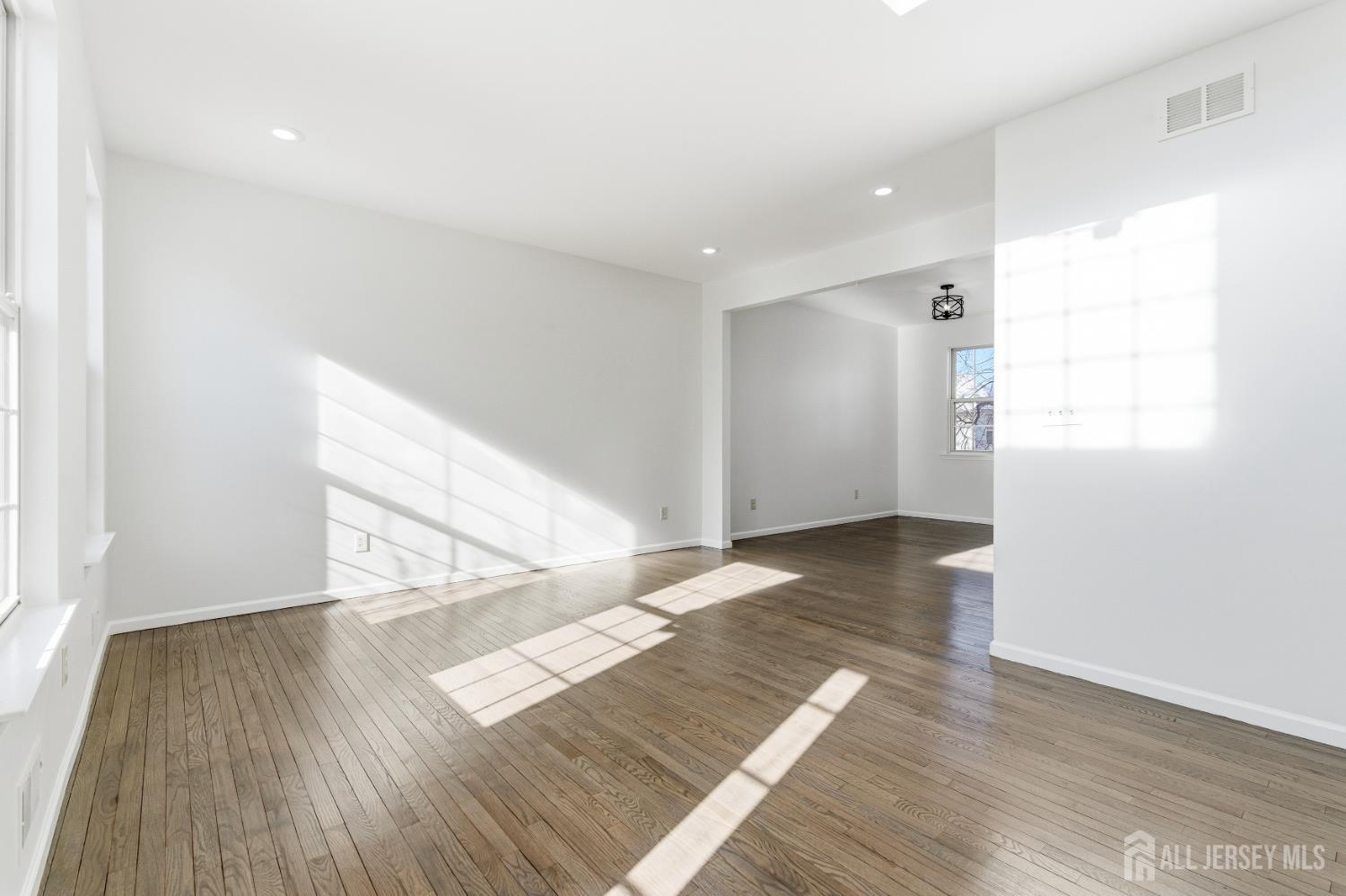 16 Rolling Brook Drive, Edison, NJ, 08820