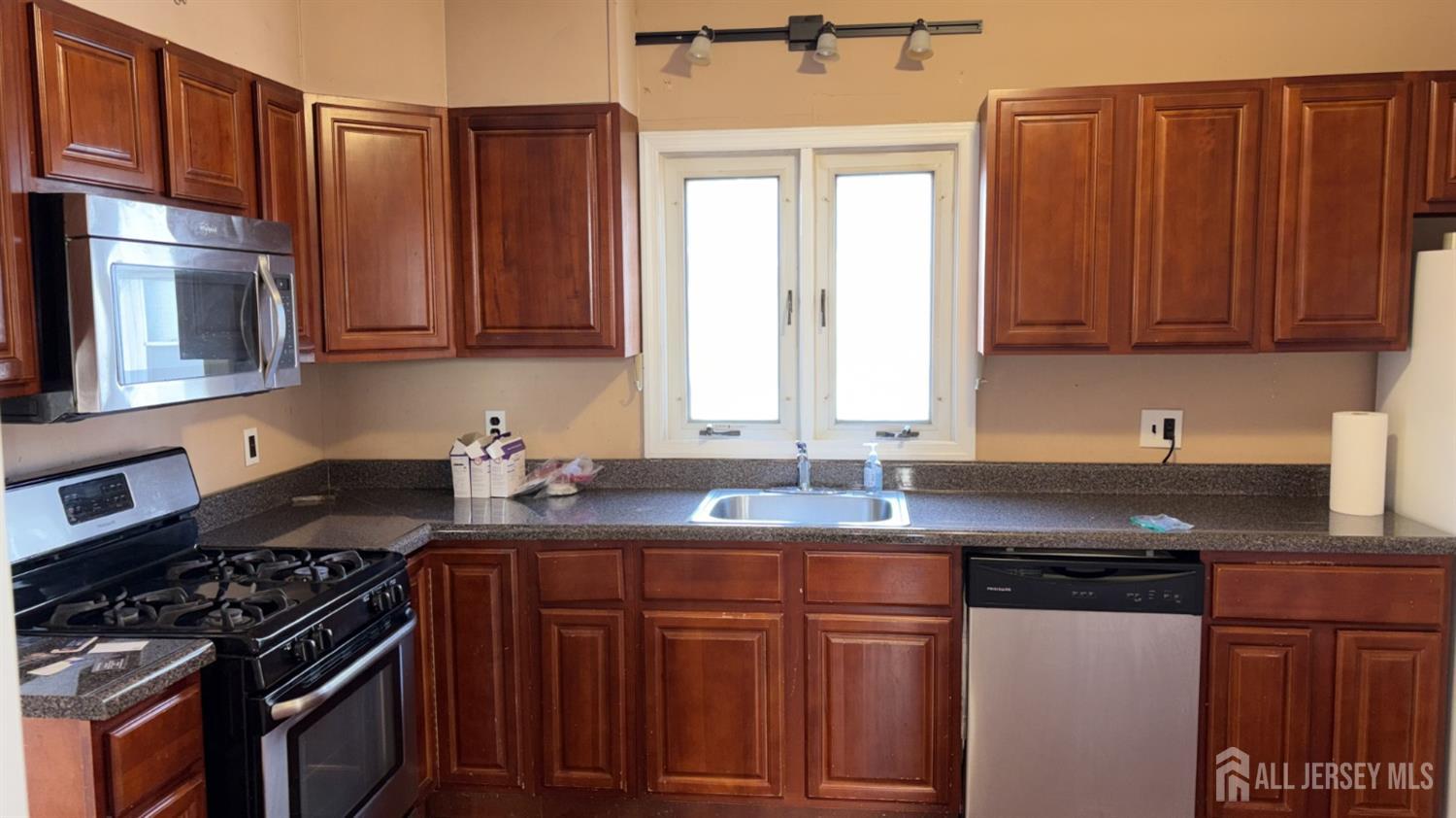 60 Heald Street UNIT&nbsp;1, Carteret, NJ, 07008