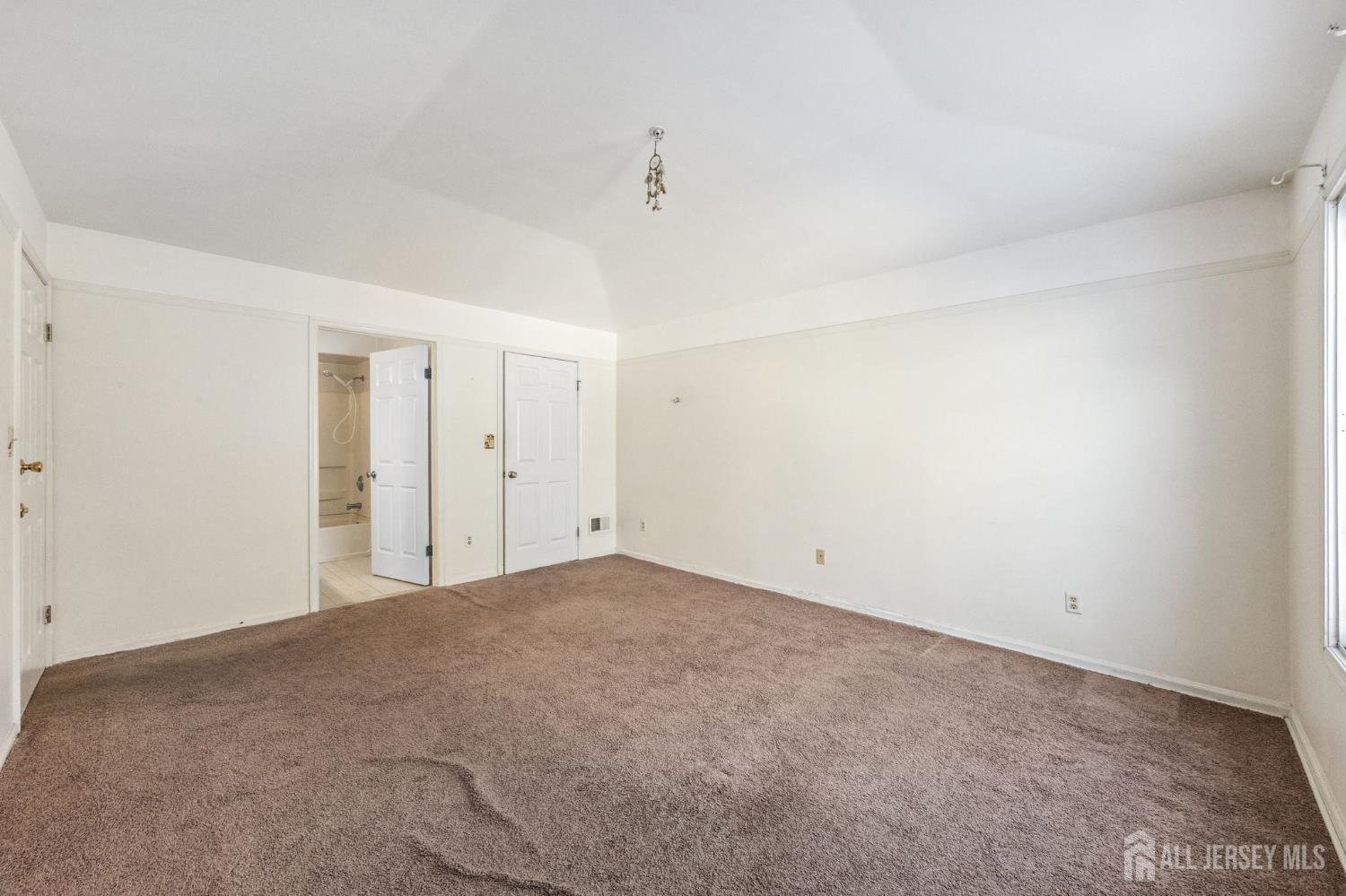 1036 Waterford, Edison, NJ, 08817