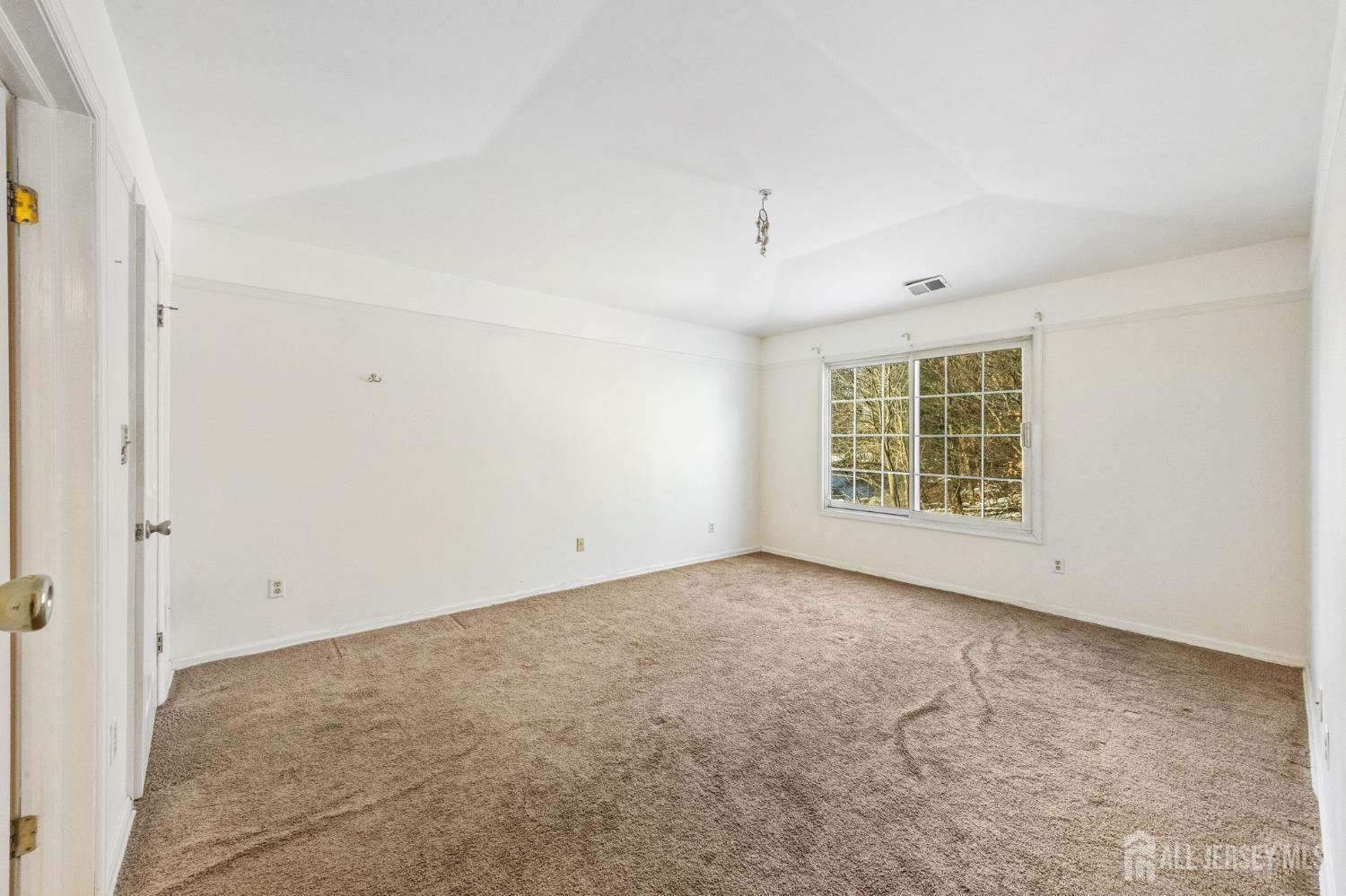 1036 Waterford, Edison, NJ, 08817