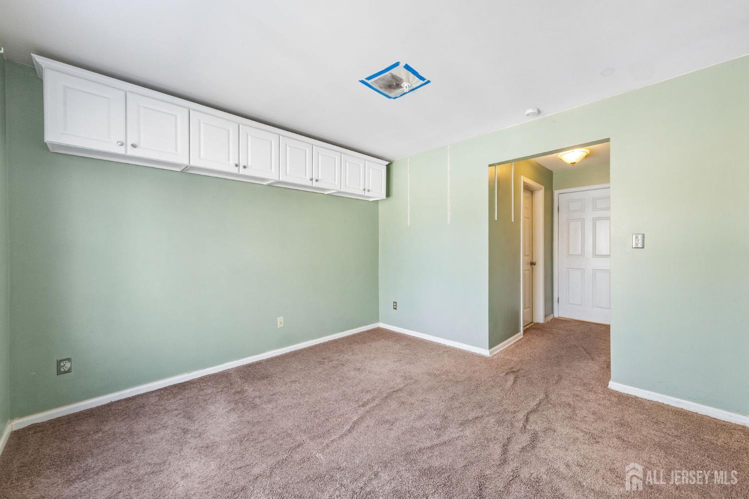 1036 Waterford, Edison, NJ, 08817