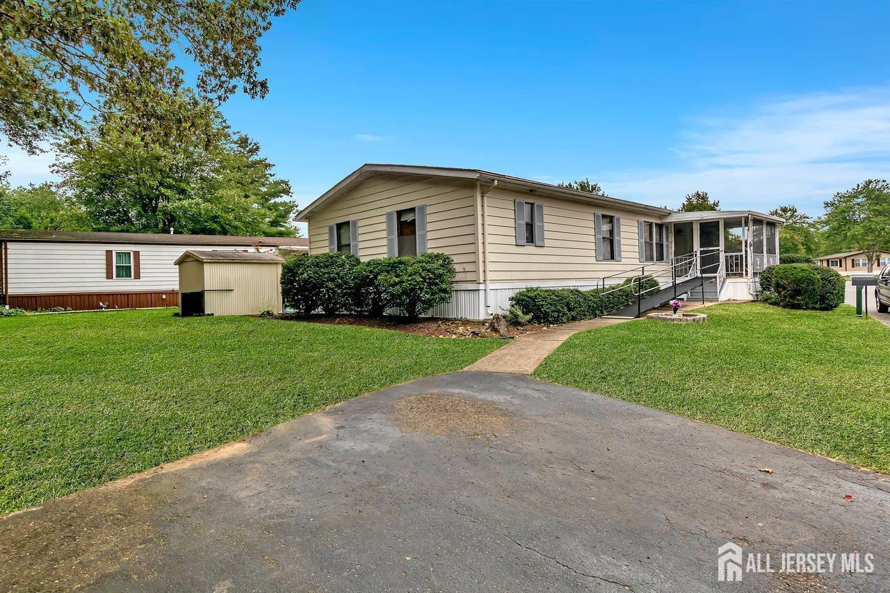 139 W Village, Spotswood, NJ, 08884