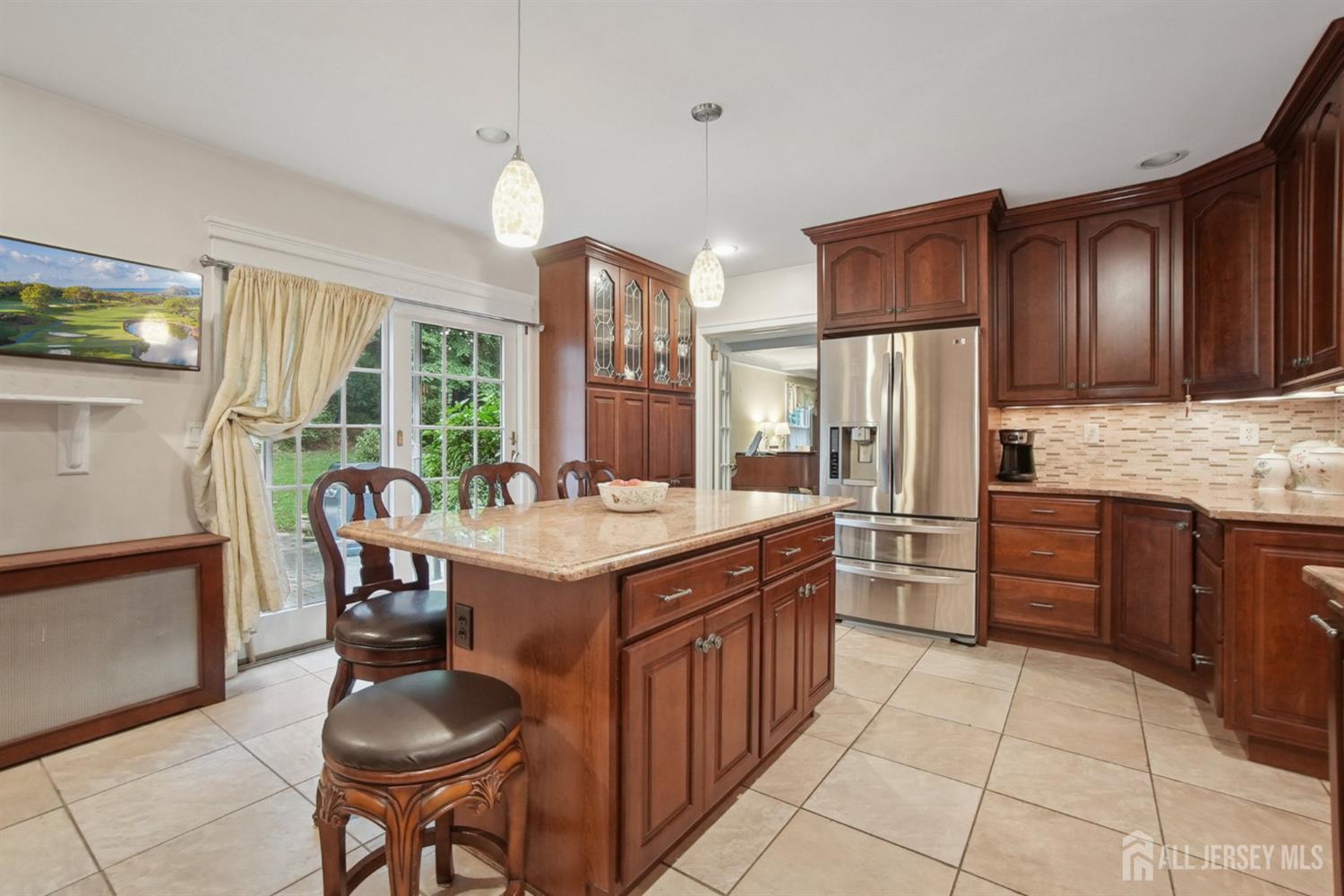 12 Edgewood, Edison, NJ, 08820