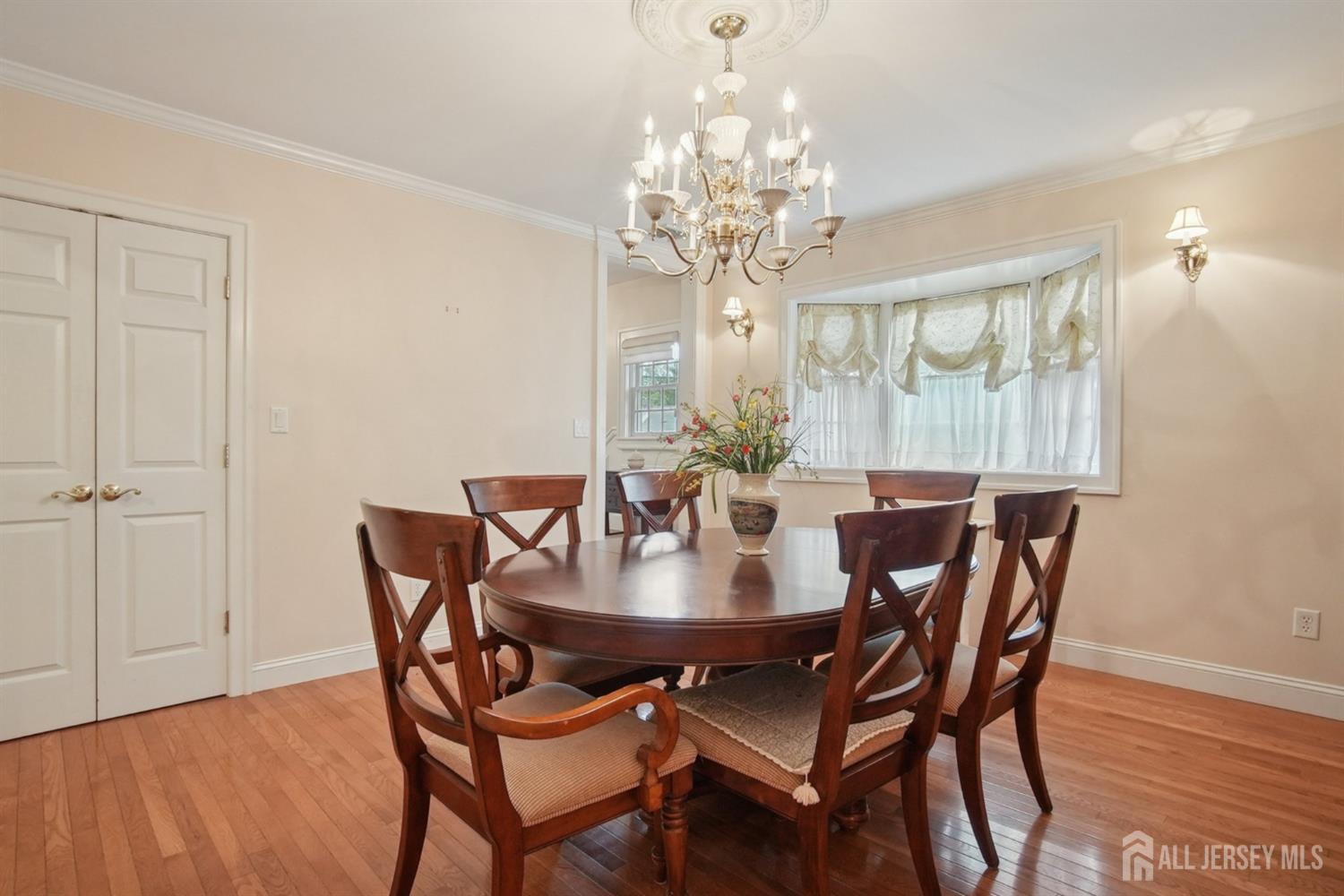 12 Edgewood, Edison, NJ, 08820