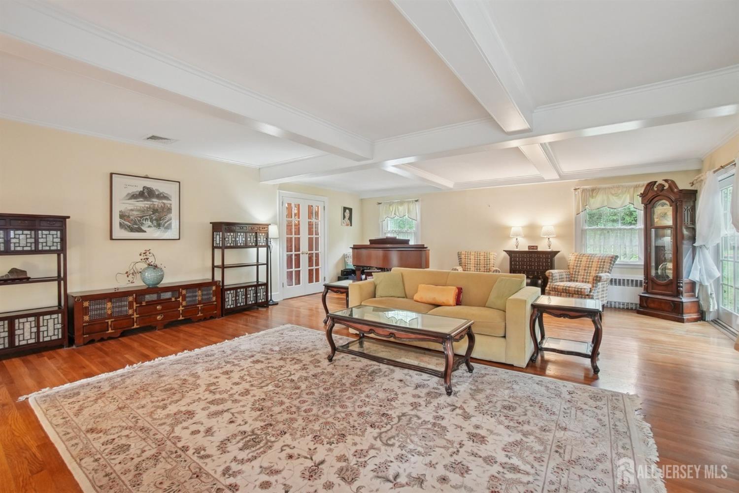 12 Edgewood, Edison, NJ, 08820