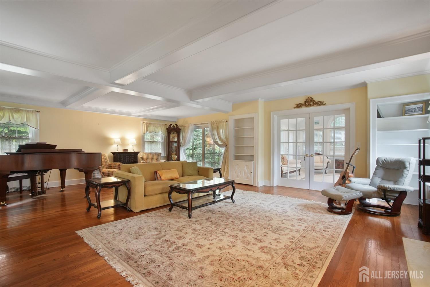 12 Edgewood, Edison, NJ, 08820