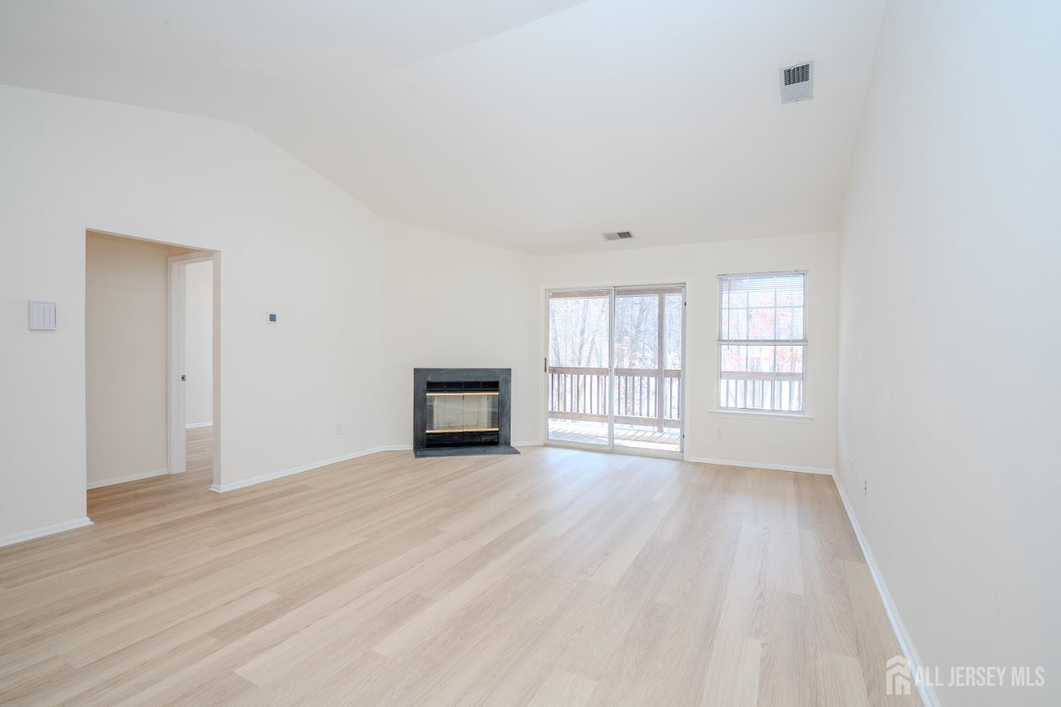 Homes for sale in South Brunswick, NJ | 32 Tanglewood Ct, South Brunswick, NJ 08852 | MLS# 2610131R