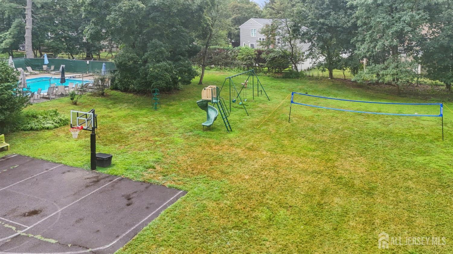 12 Edgewood, Edison, NJ, 08820