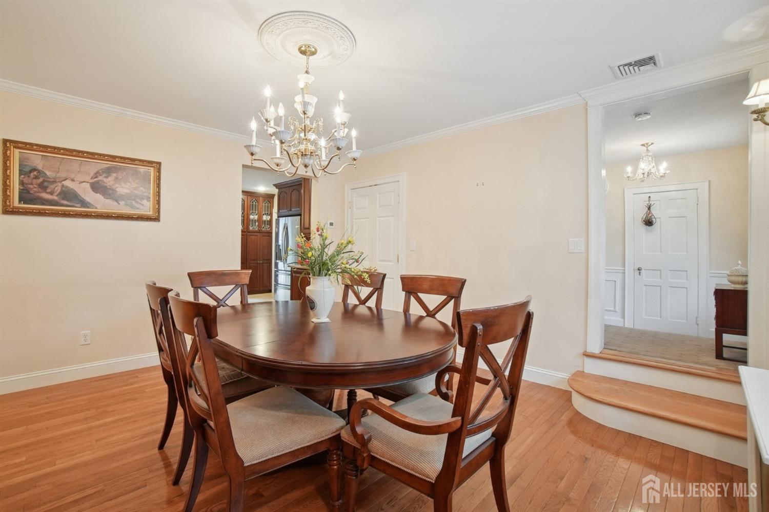 12 Edgewood, Edison, NJ, 08820