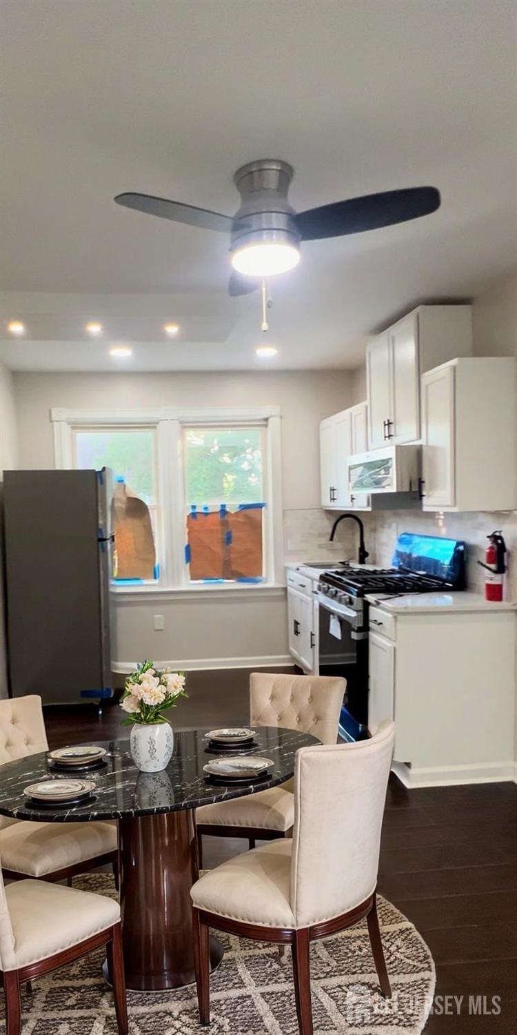 23 W Christoph, Trenton, NJ, 08618