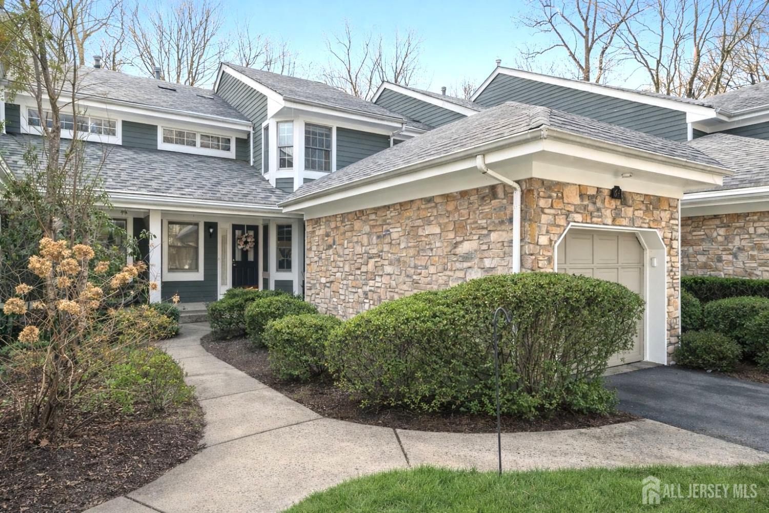 Homes for Sale in South Brunswick, NJ