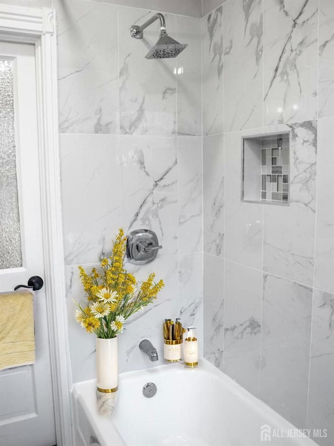 23 W Christoph, Trenton, NJ, 08618