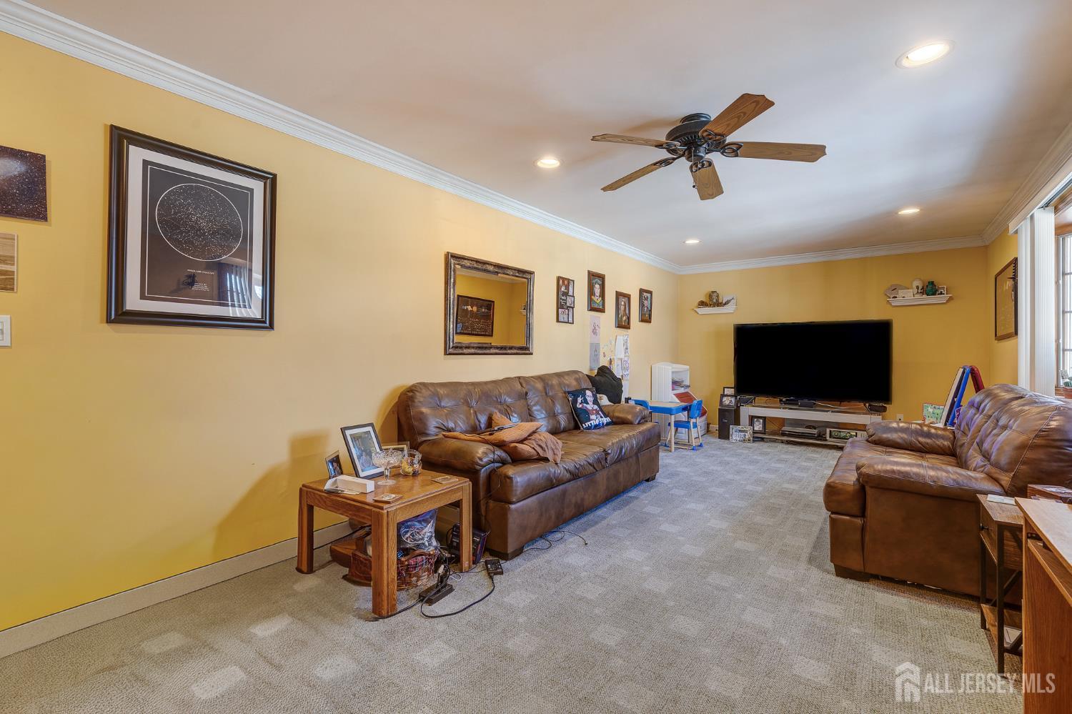 30 Rieder, Edison, NJ, 08817