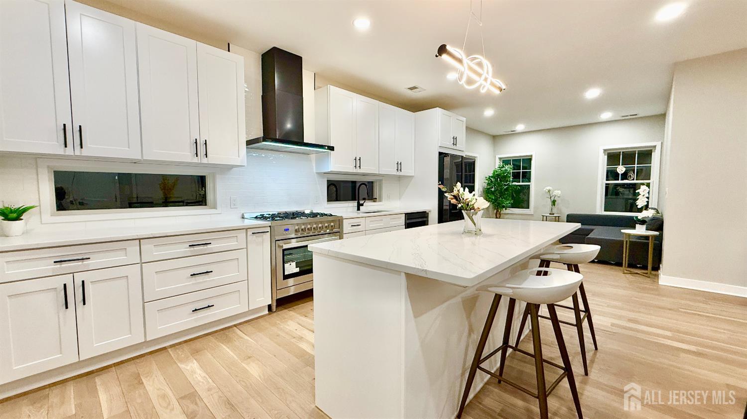 225 Penn, Edison, NJ, 08817