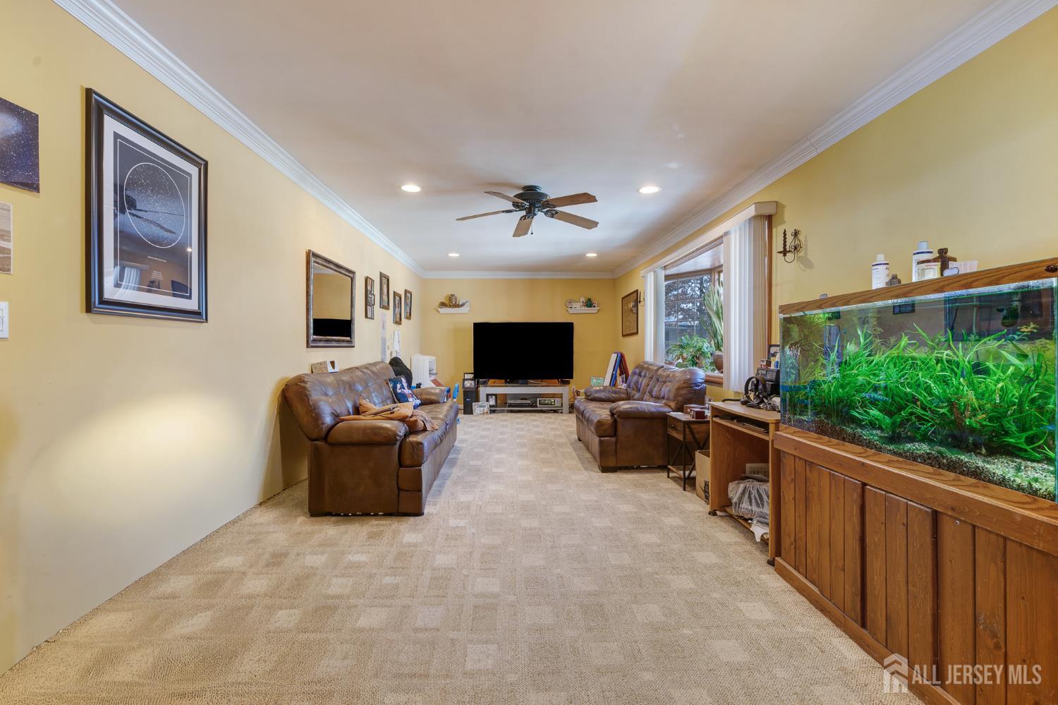 30 Rieder, Edison, NJ, 08817