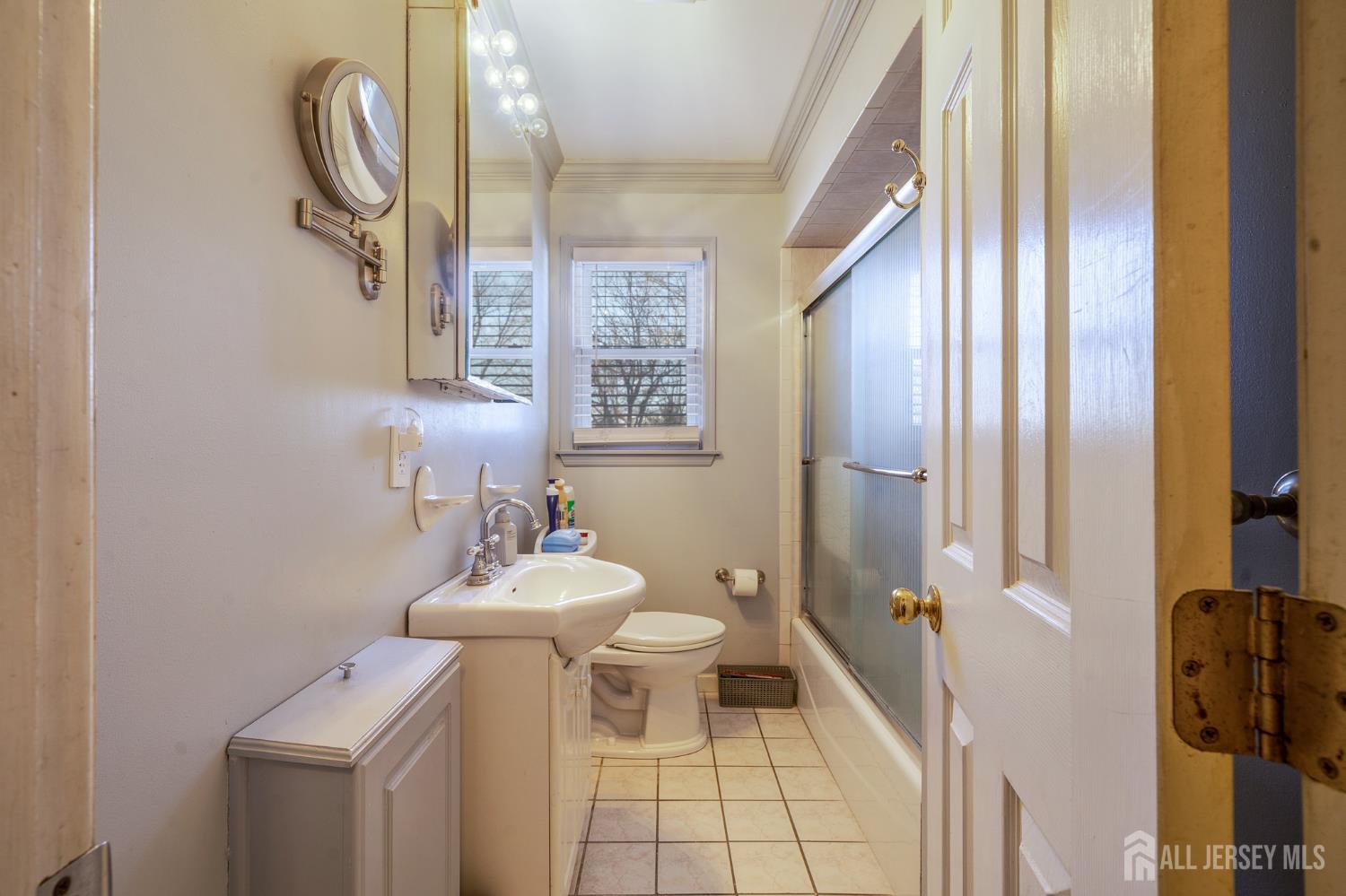 30 Rieder, Edison, NJ, 08817