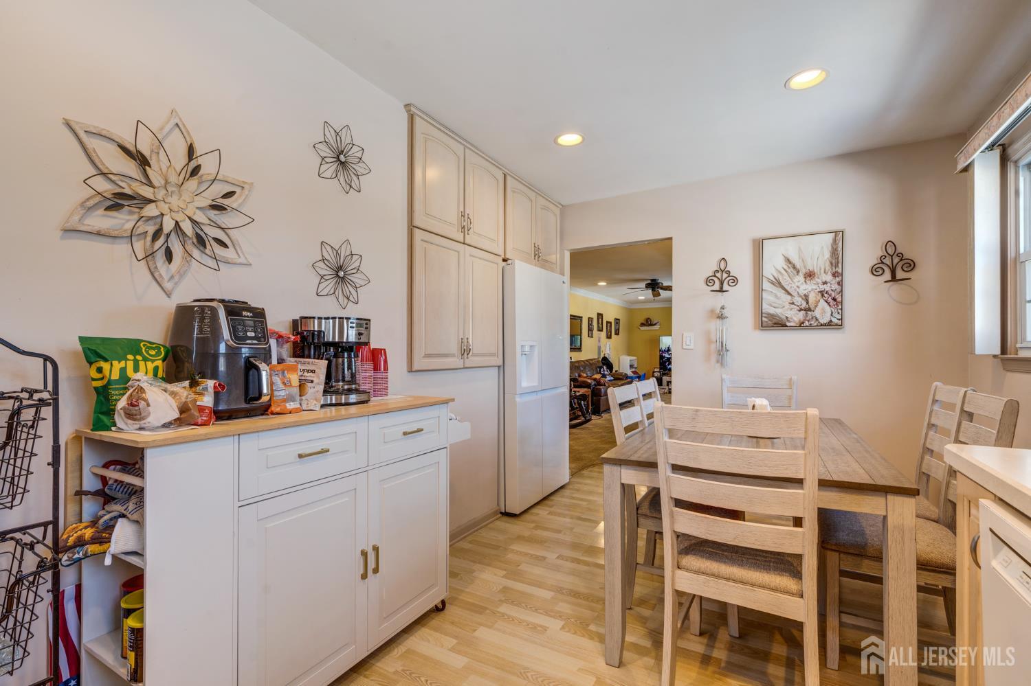 30 Rieder, Edison, NJ, 08817