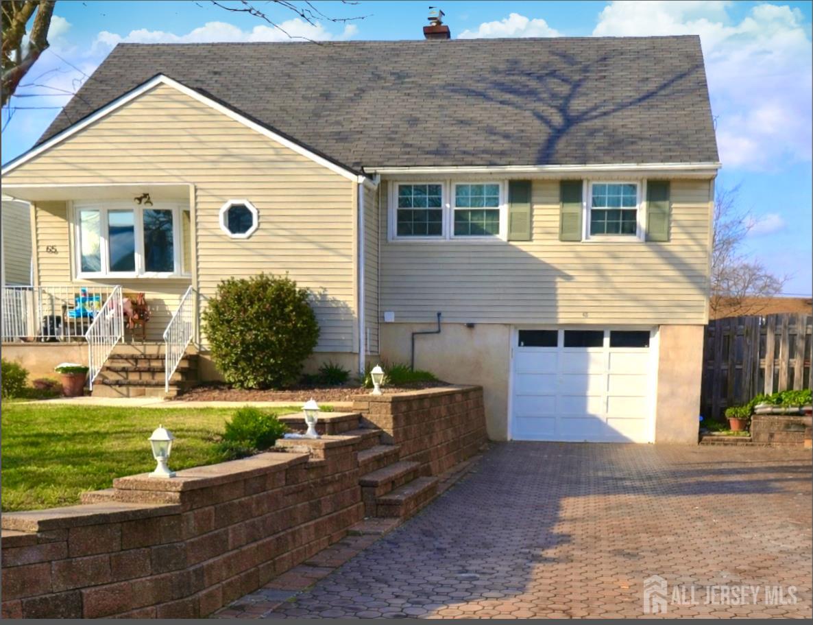 8 Normandy Road, Colonia, NJ, 07067