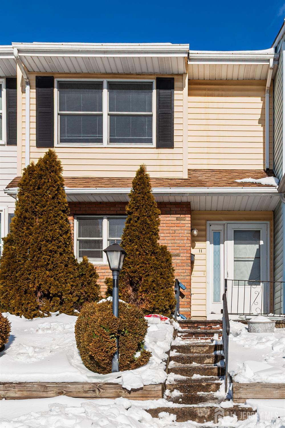 Homes for sale in Manville, NJ | 11 Kyle St, Manville, NJ 08835 | MLS# 2610326R