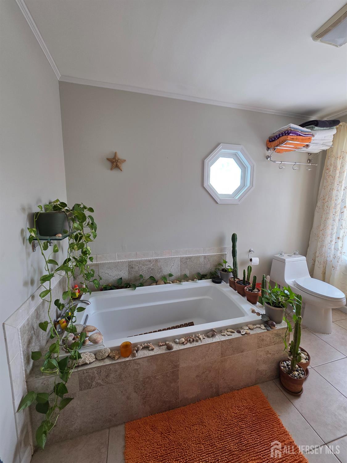 25 Columbia, Trenton, NJ, 08618