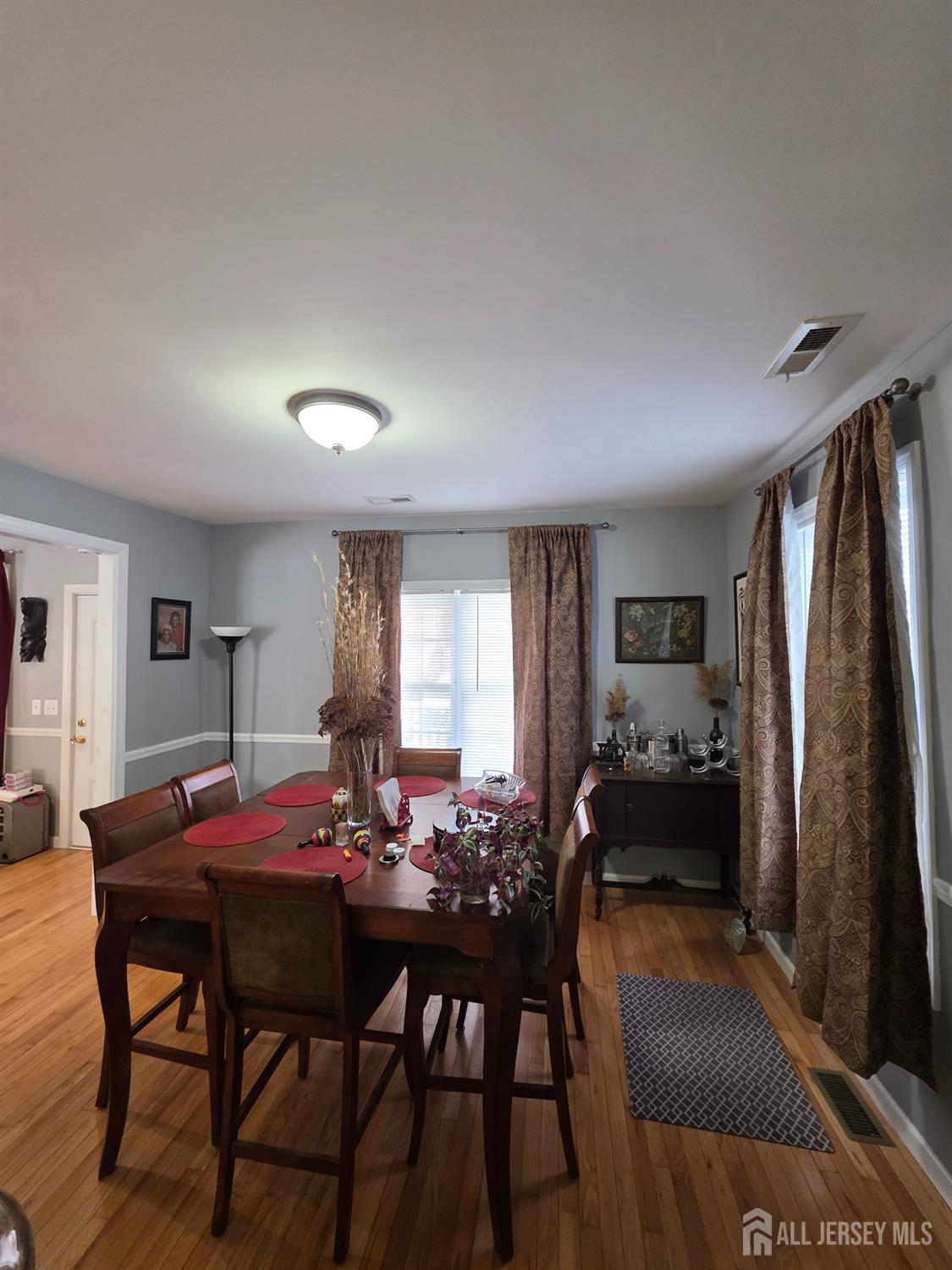 25 Columbia, Trenton, NJ, 08618