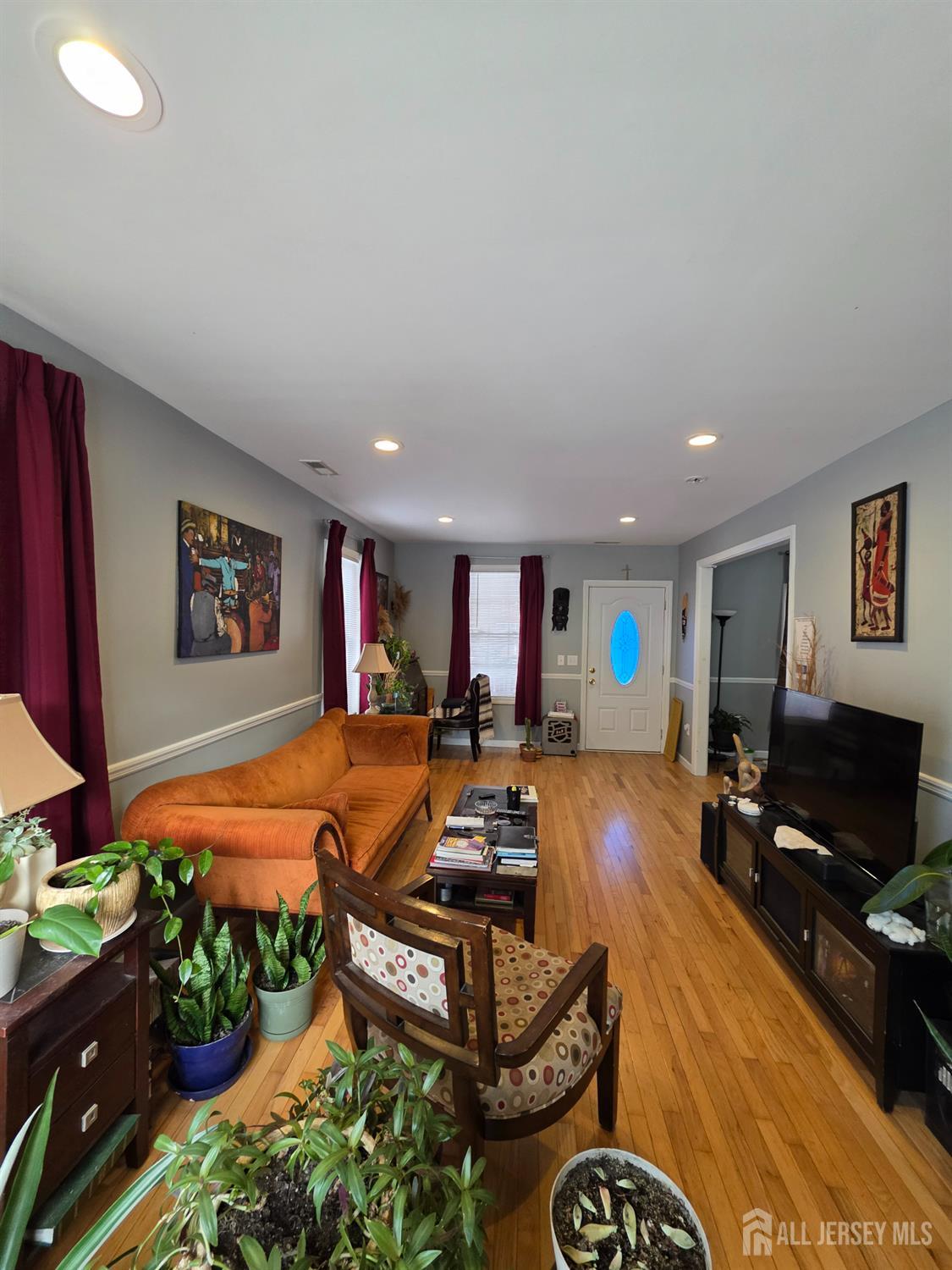 25 Columbia, Trenton, NJ, 08618