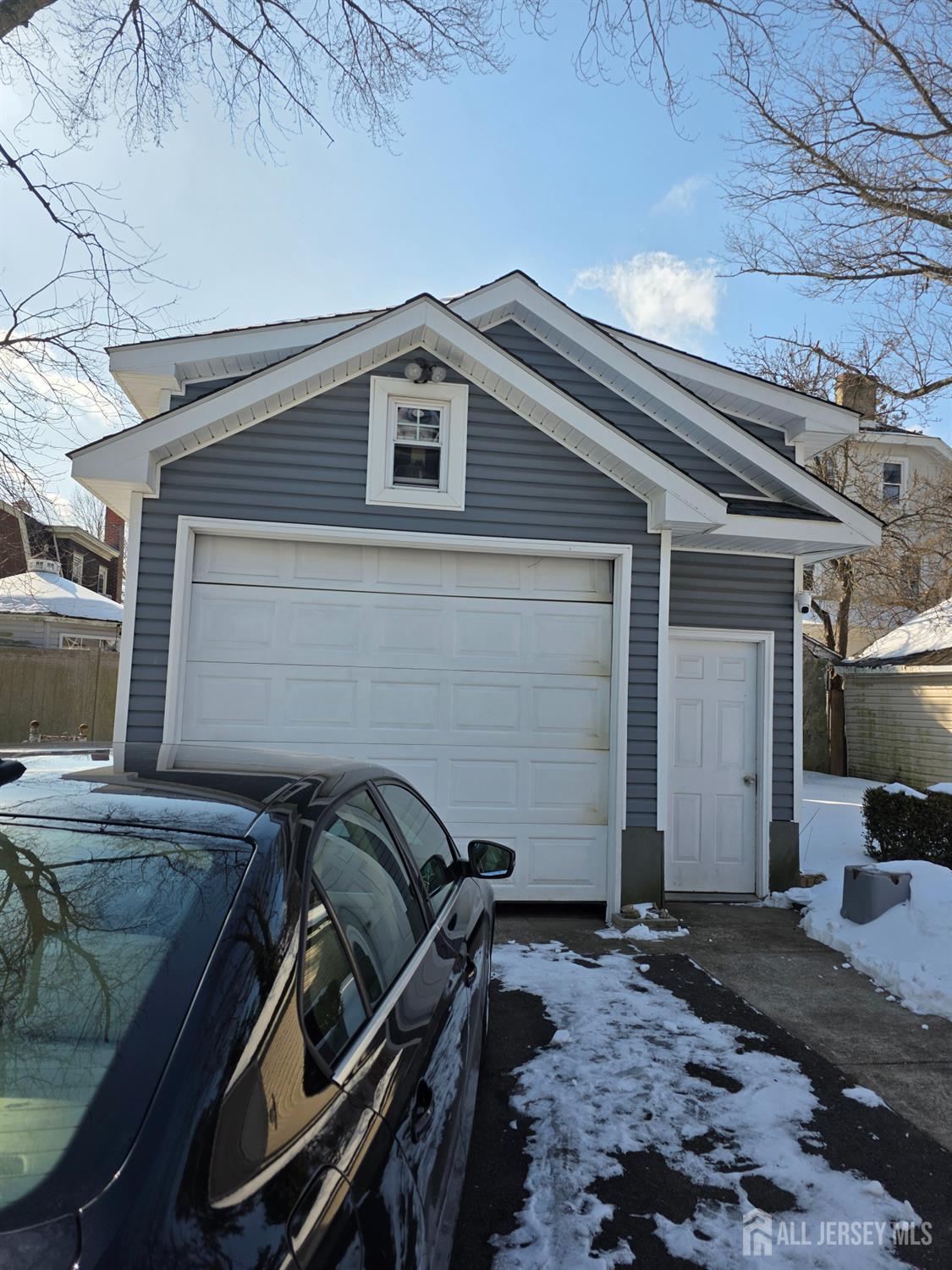 25 Columbia, Trenton, NJ, 08618