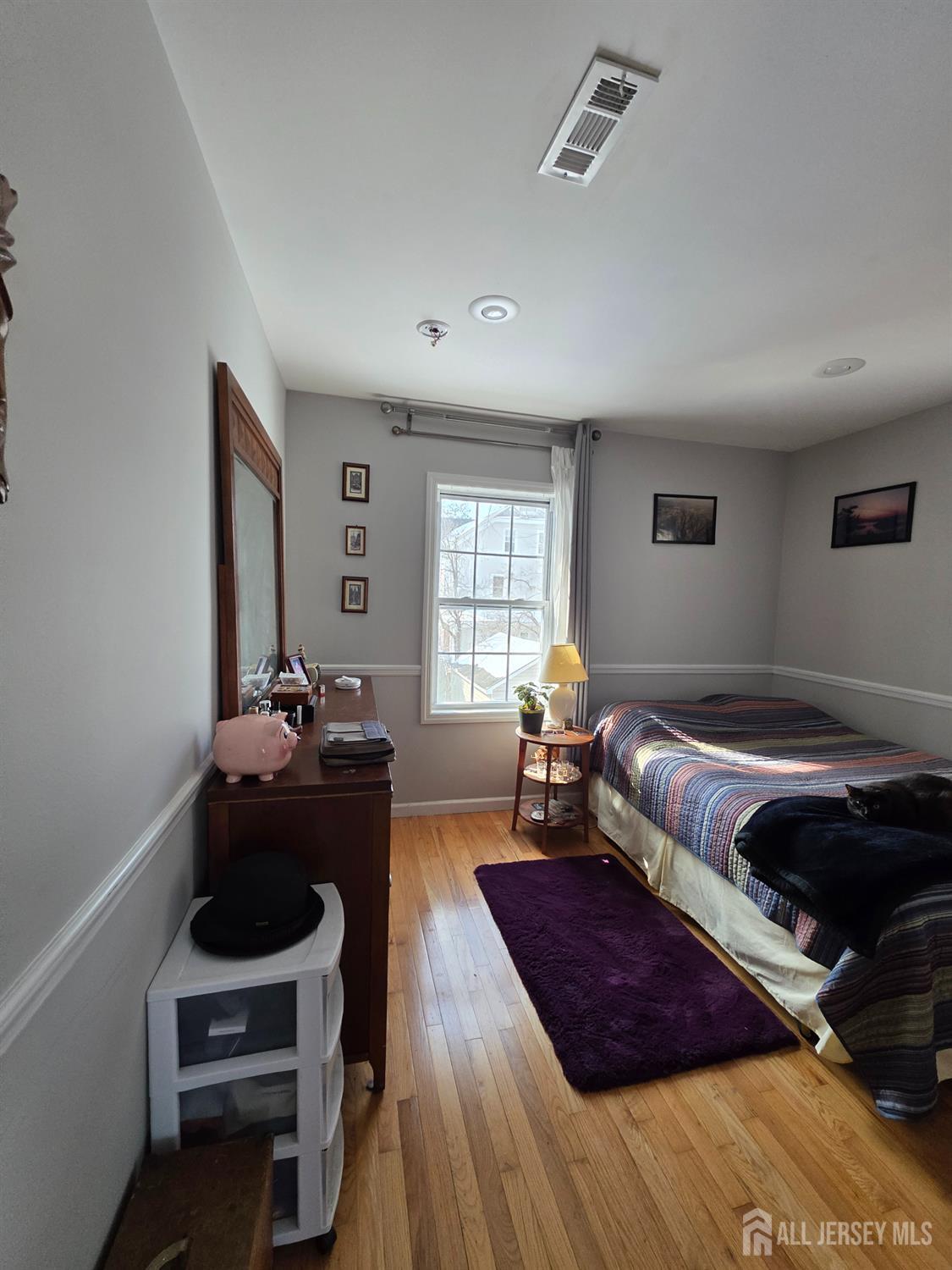 25 Columbia, Trenton, NJ, 08618