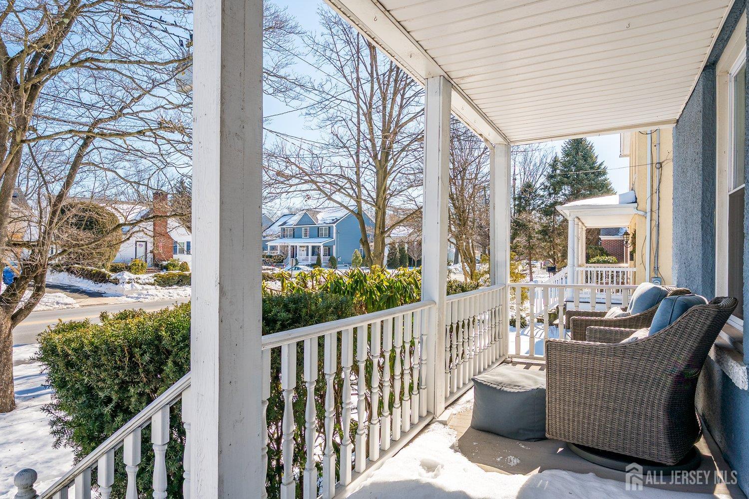 Homes for sale in Metuchen, NJ | 55 Grove Ave, Metuchen, NJ 08840 | MLS# 2609697R