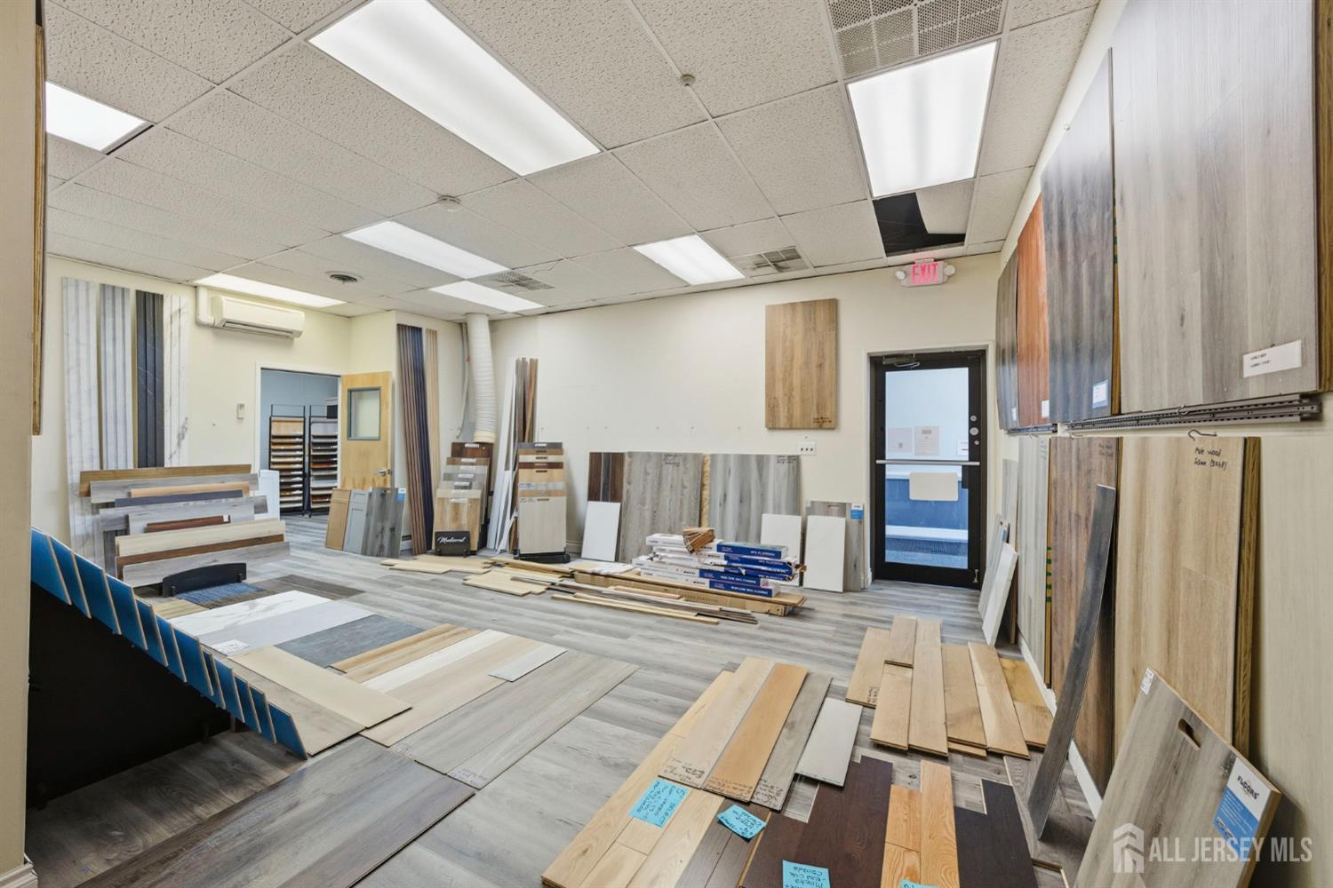 1245 US-1 UNIT 1L, Edison, NJ, 08837