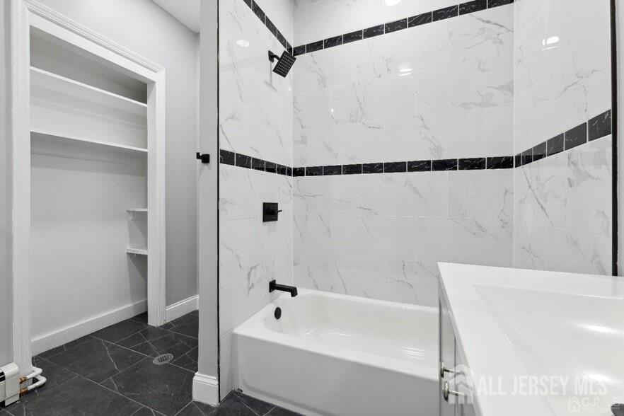 29 S S 2nd, Highland Park, NJ, 08904