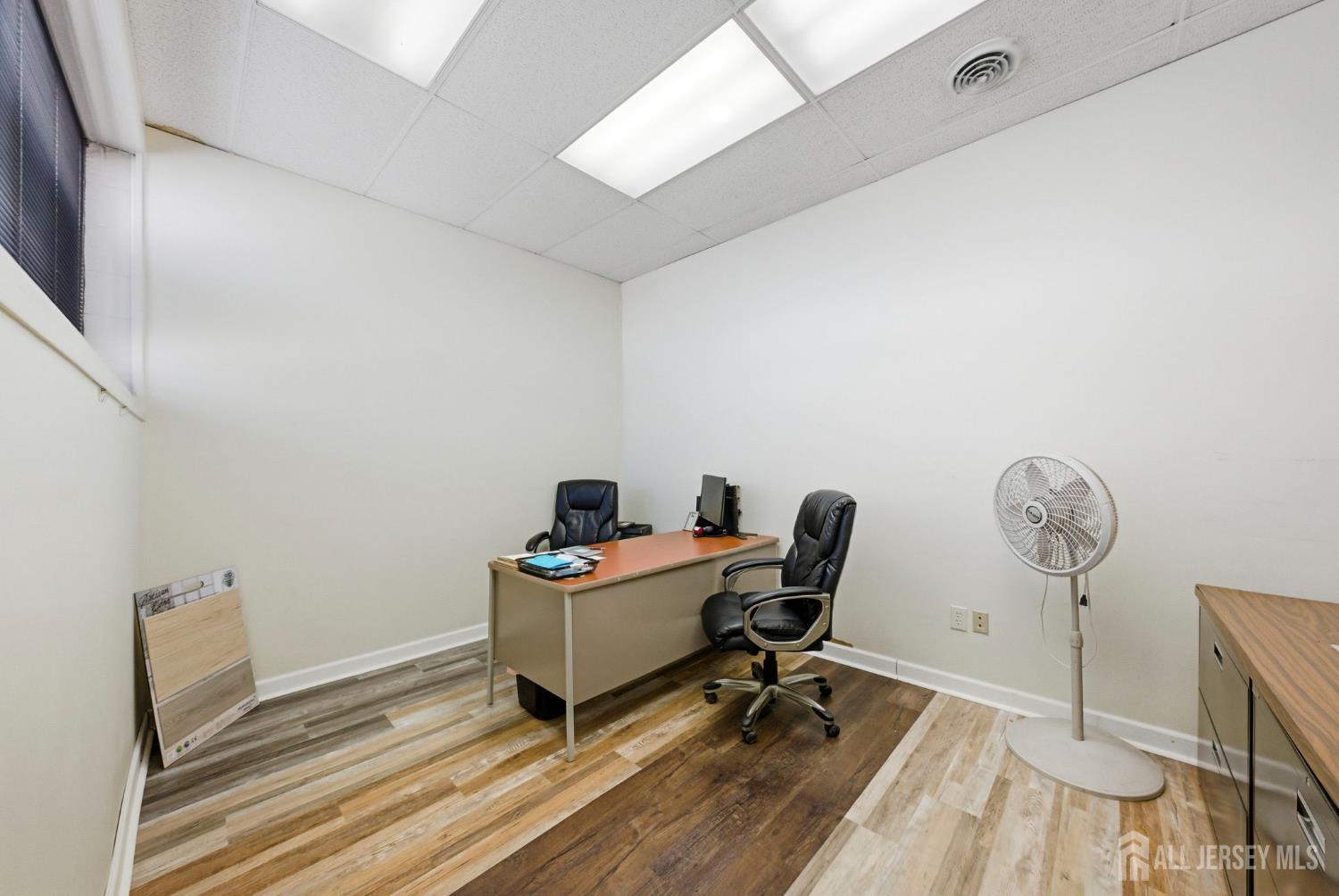 1245 US-1 UNIT 1L, Edison, NJ, 08837