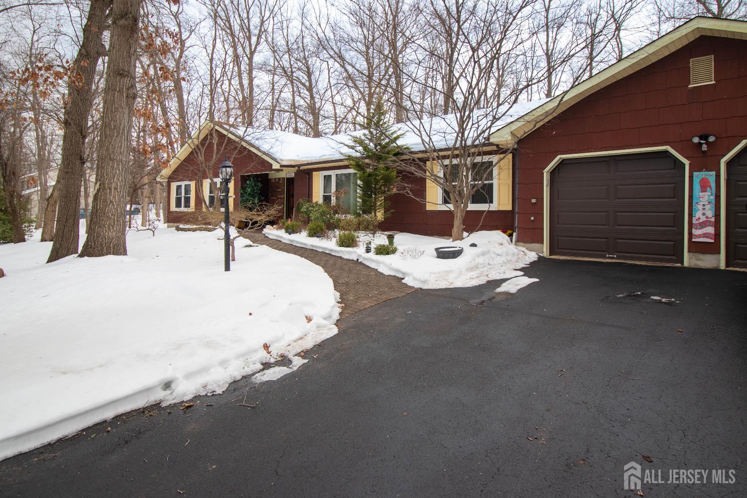 40 W Hill Road, Colonia, NJ, 07067