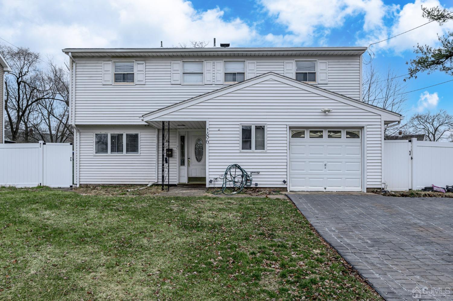 310 Lincoln, Lyndhurst, NJ, 07071