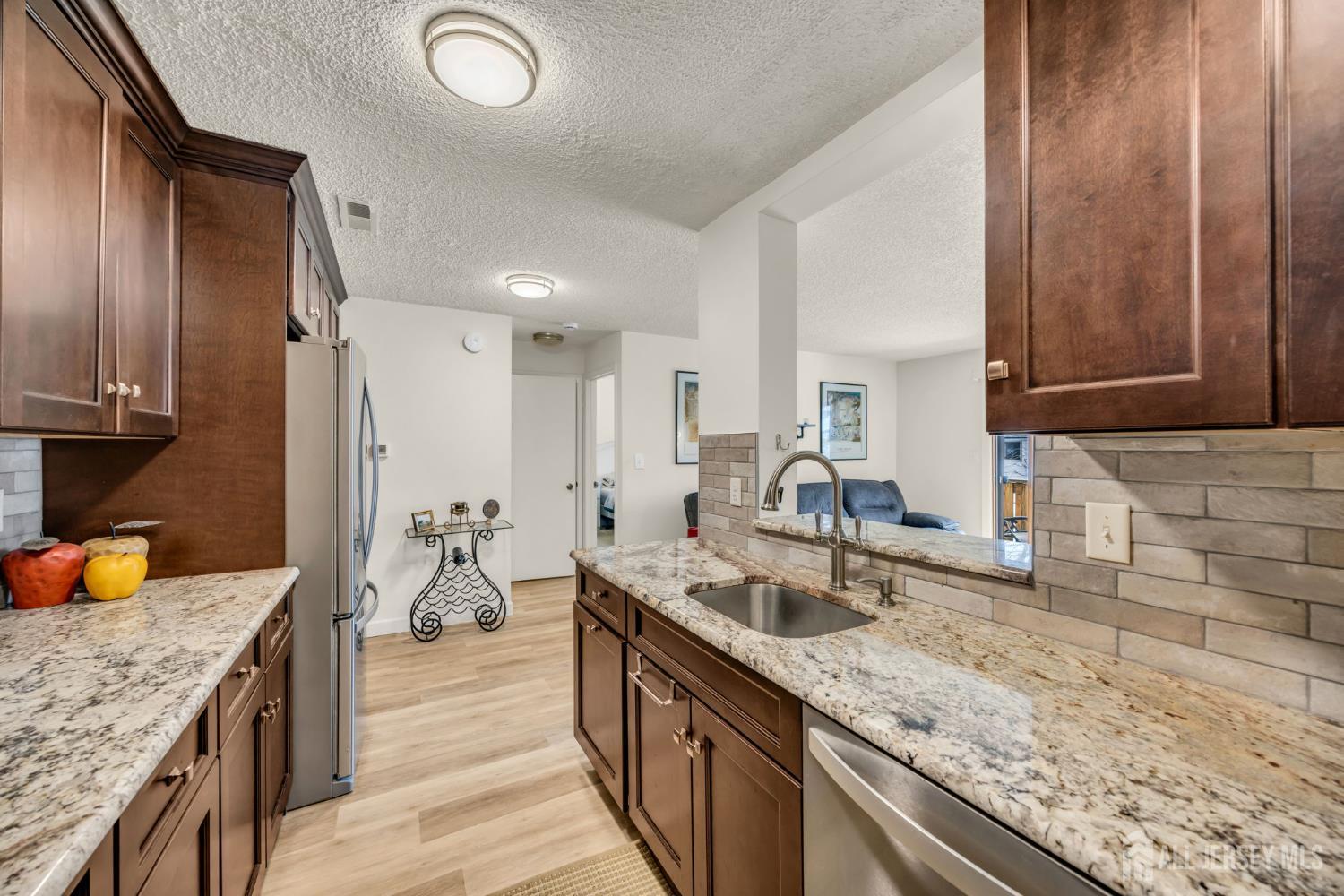 121 Regency Park, Ramsey, NJ, 07446