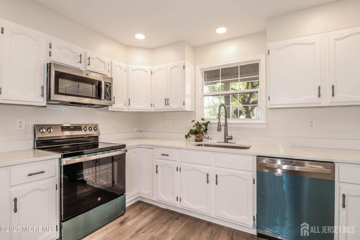 8 Benjamin Franklin Drive, Monroe, NJ, 08831