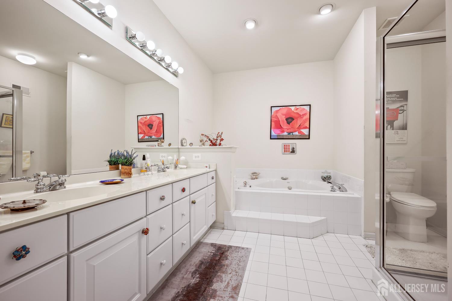 17 Kingston Court, Monroe, NJ, 08831