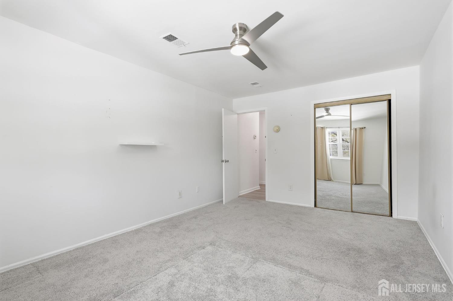 125 College Drive, Edison, NJ, 08817 125 College Drive, Edison, NJ, 08817