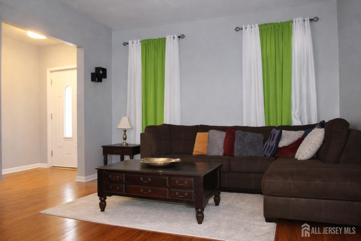 556 compton Avenue, Perth Amboy, NJ, 08861