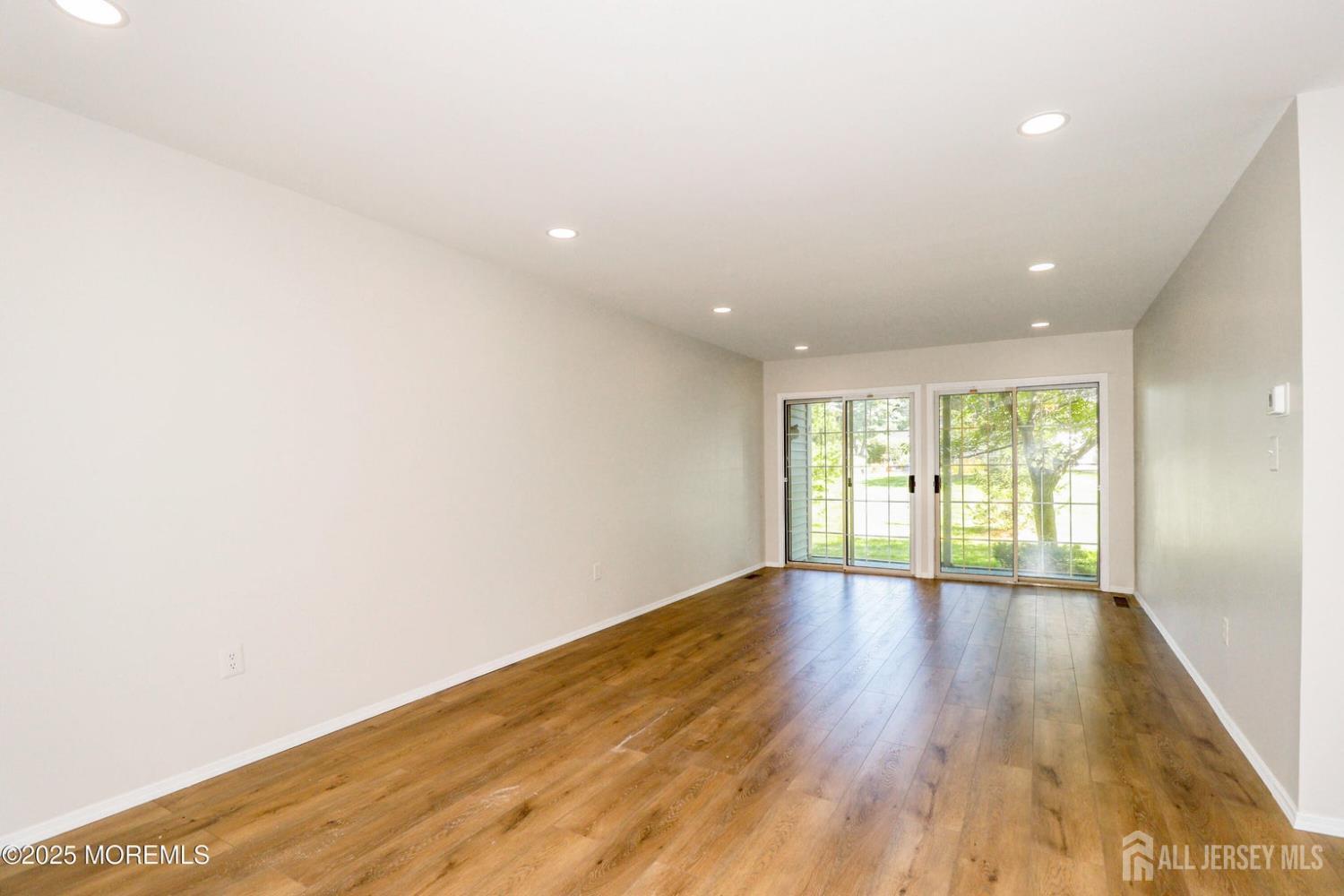 8 Benjamin Franklin Drive, Monroe, NJ, 08831