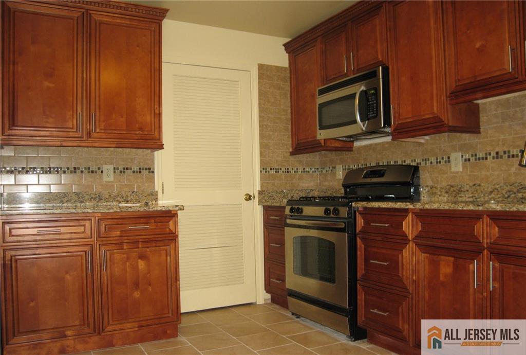 1218 Plymouth Road, North Brunswick, NJ, 08902