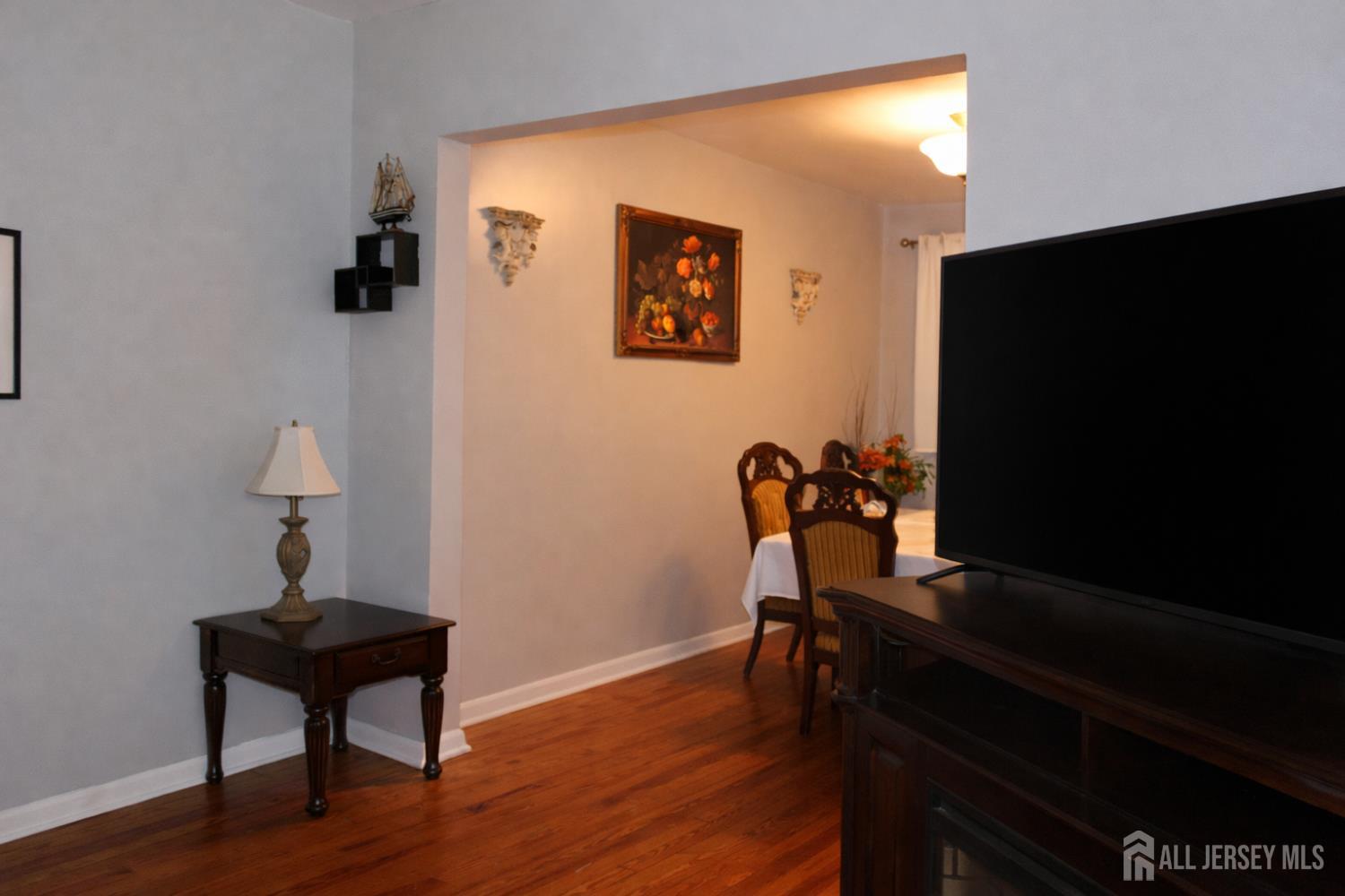 556 compton Avenue, Perth Amboy, NJ, 08861