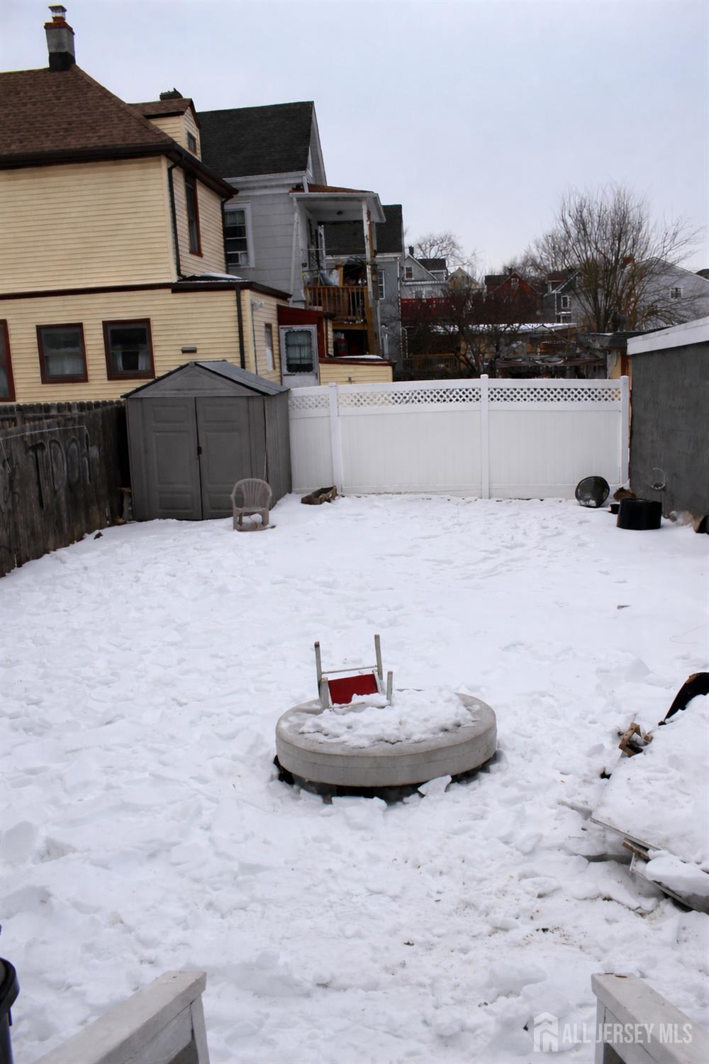 556 compton Avenue, Perth Amboy, NJ, 08861