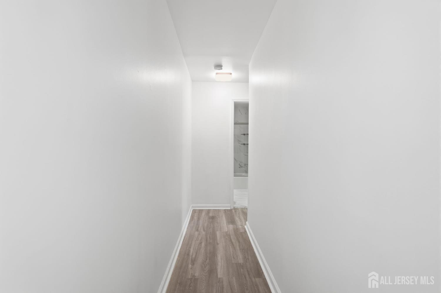 125 College Drive, Edison, NJ, 08817 125 College Drive, Edison, NJ, 08817