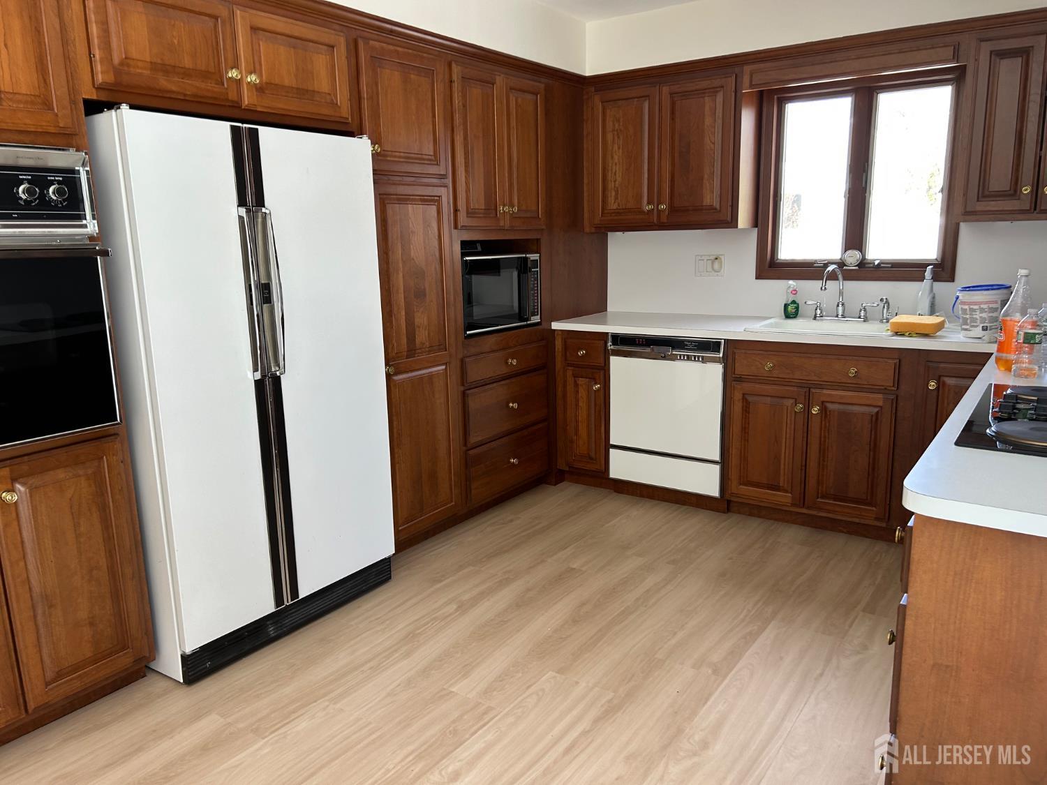 5 Downing Drive, East Brunswick, NJ, 08816