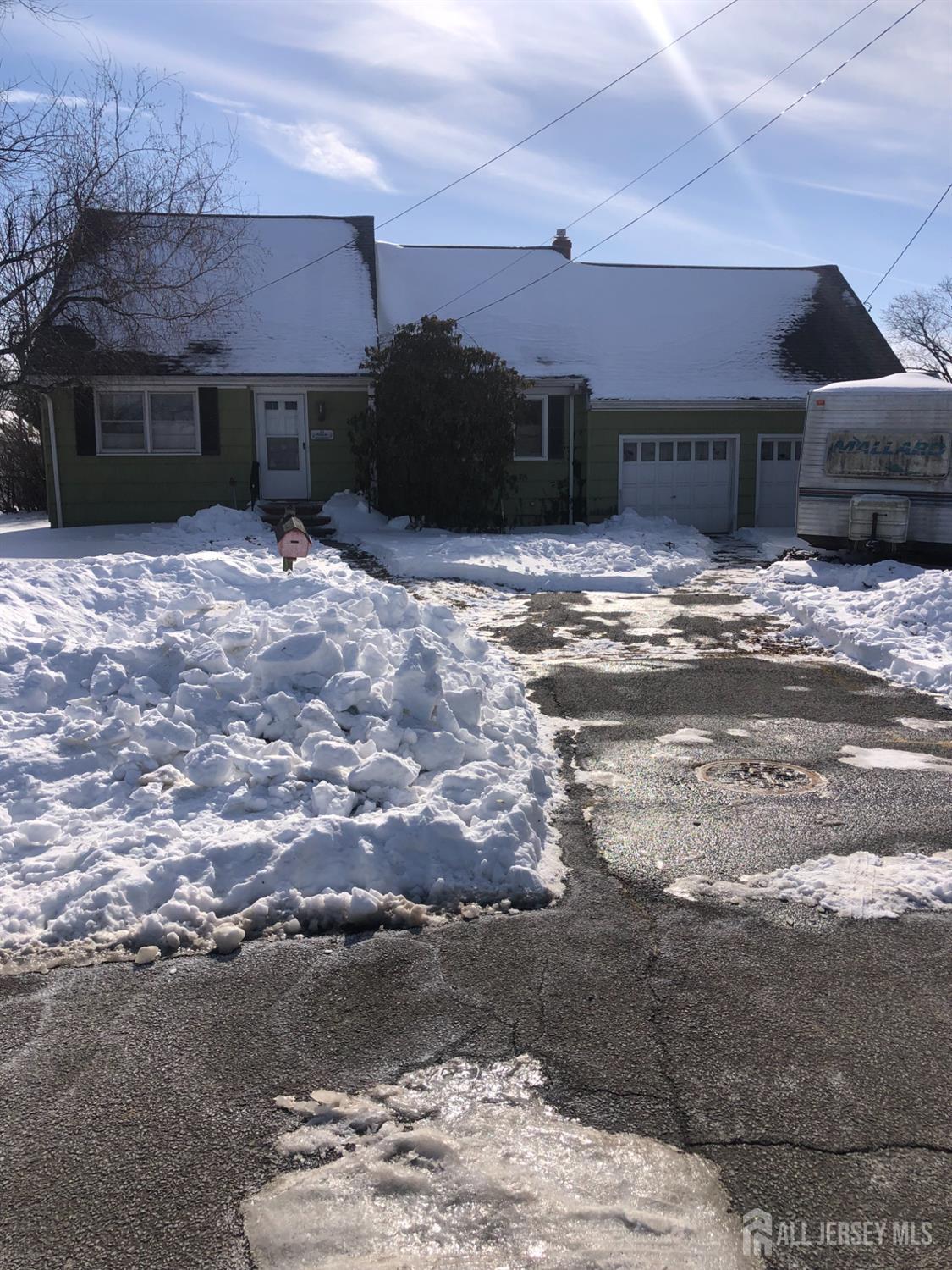 24 Magee Road, Edison, NJ, 08817