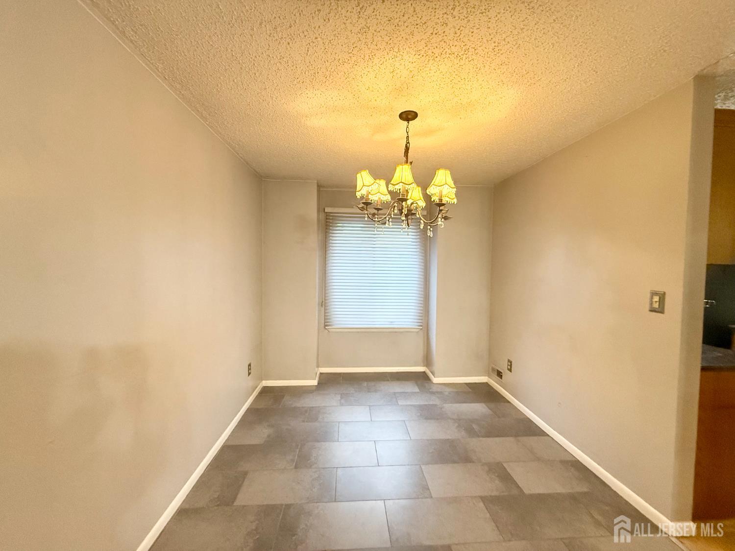 1 Carriage Place, Edison, NJ, 08820 1 Carriage Place, Edison, NJ, 08820