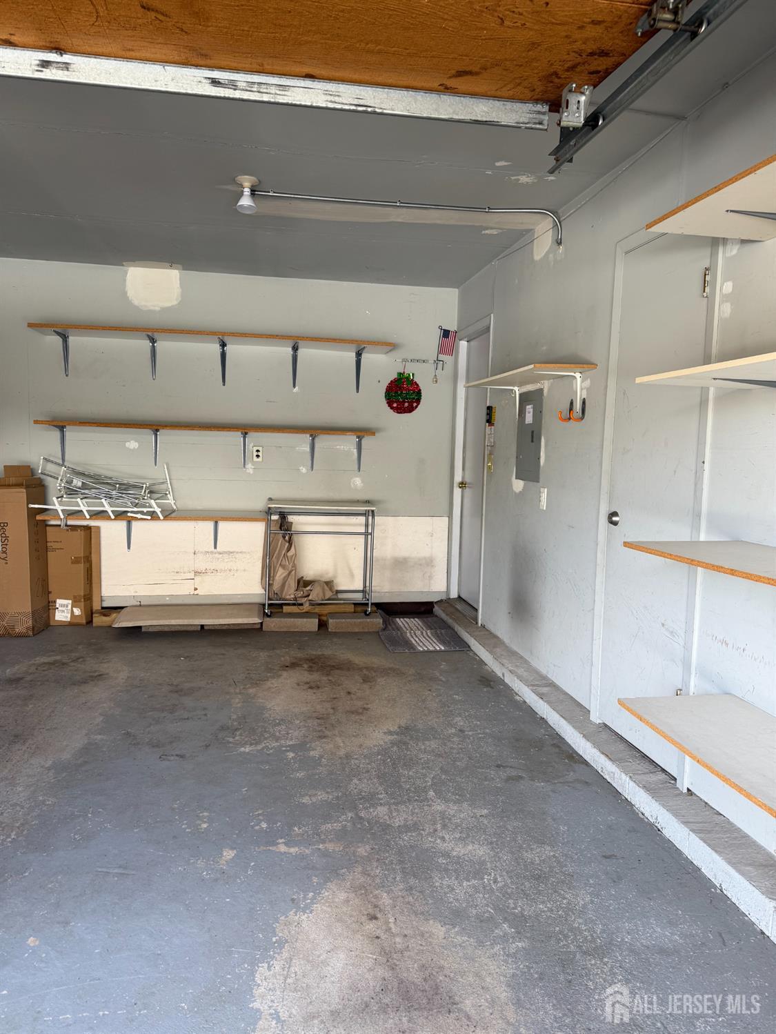 1 Carriage Place, Edison, NJ, 08820 1 Carriage Place, Edison, NJ, 08820