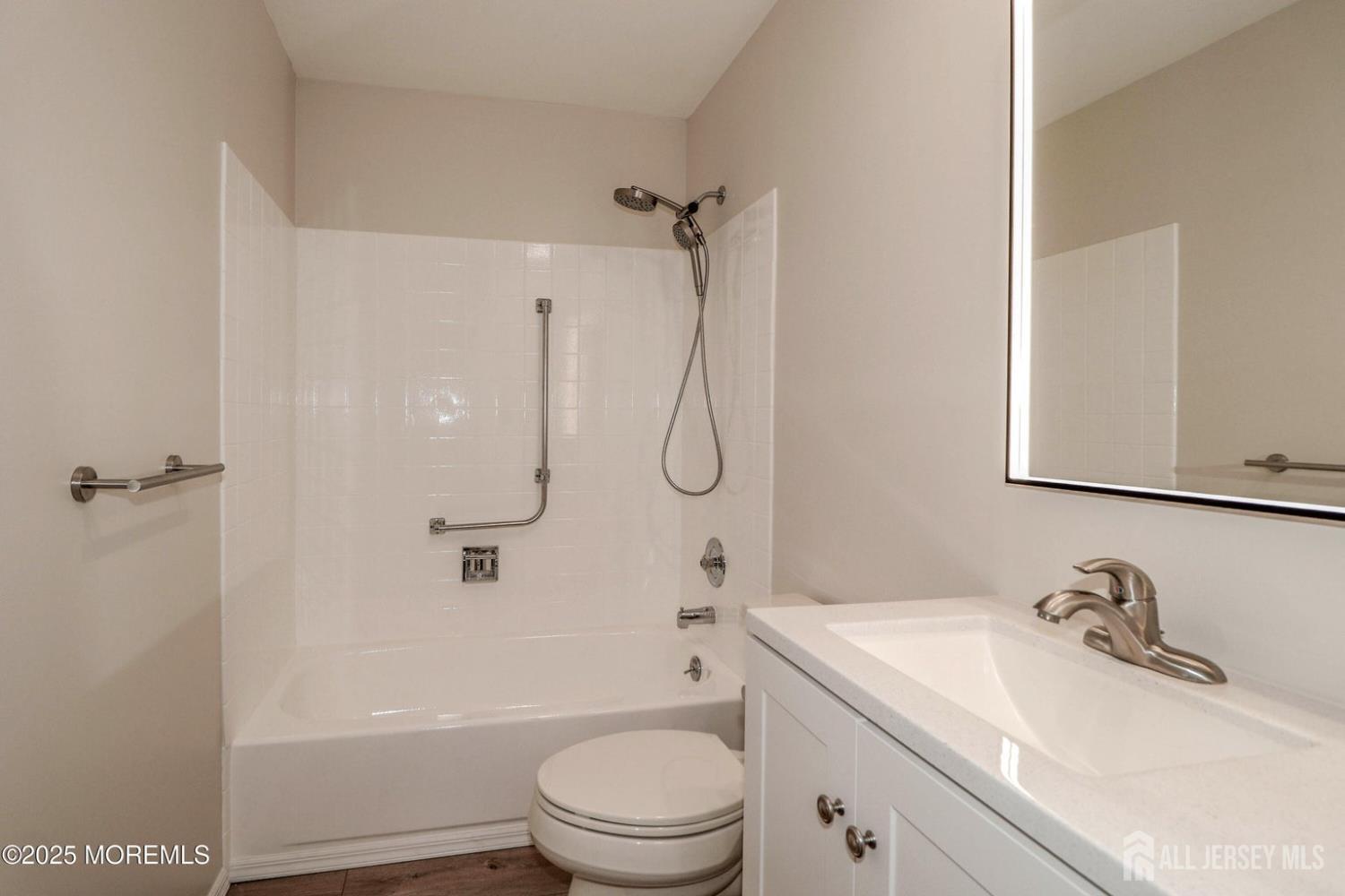 8 Benjamin Franklin Drive, Monroe, NJ, 08831