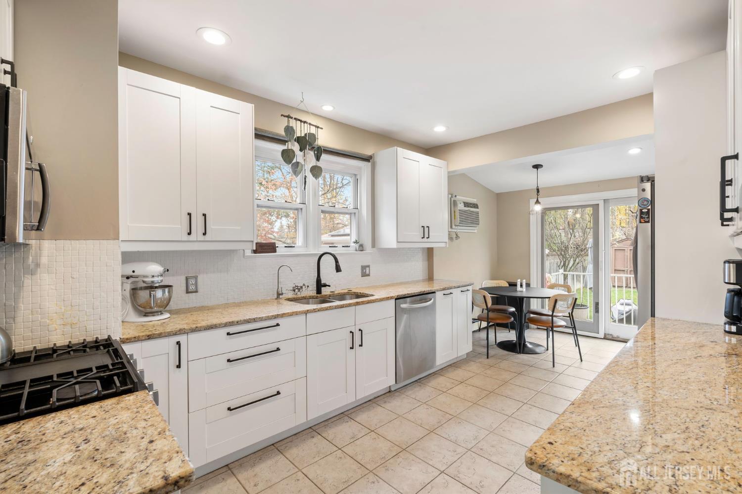 46 Plainfield Avenue, Metuchen, NJ, 08840 46 Plainfield Avenue, Metuchen, NJ, 08840